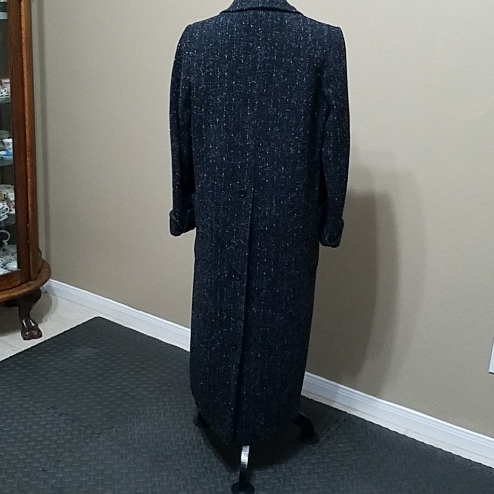 Coat - image 2